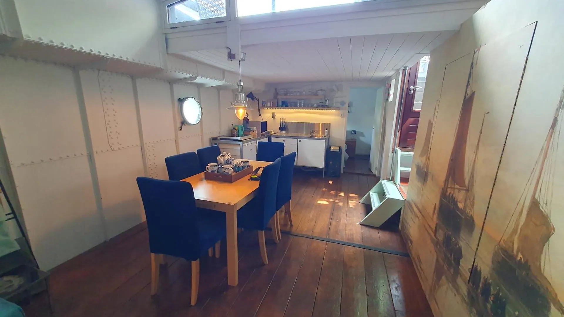 Houseboat holiday apartments Rotterdam 0*,